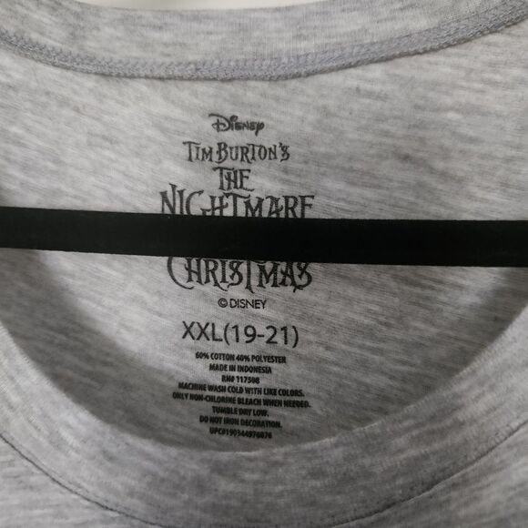 Disney The Nightmare Before Christmas Gray Graphic T-Shirt Juniors Size XXL - Picture 4 of 5